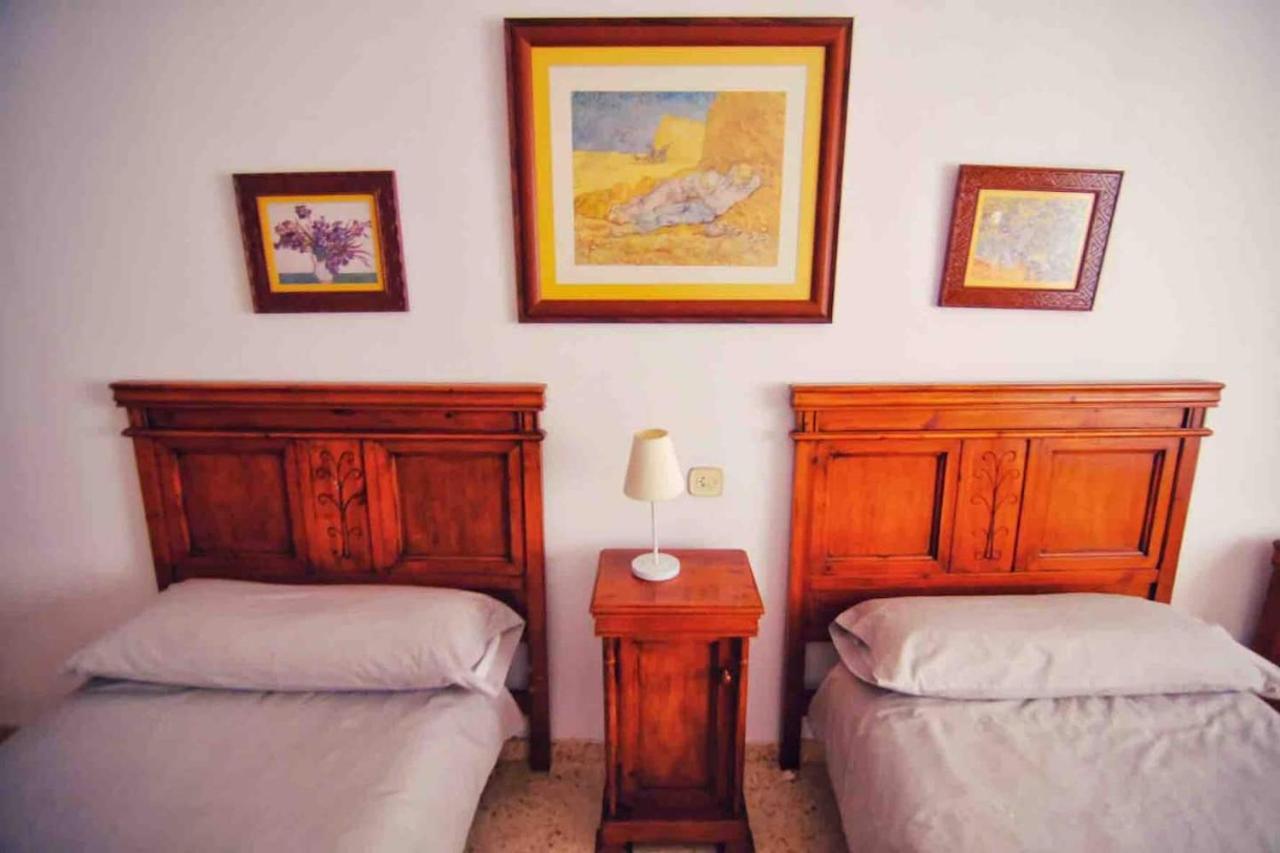 Casa Rural “Ca Robert” Callosa d'en Sarria Bagian luar foto